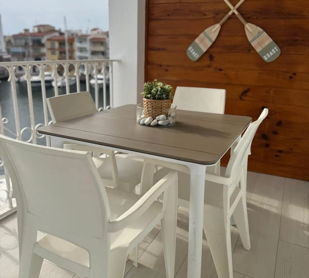 Marina View Empuriabrava - Appartement Sud-Ouest Au Canal Avec Terrasse 0*,