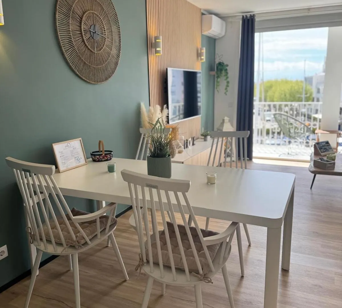 Apartment Marina View Empuriabrava - Appartement Sud-Ouest Au Canal Avec Terrasse